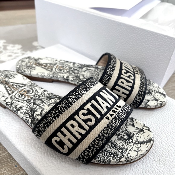 Dior Dway Slides - Picture 1 of 9